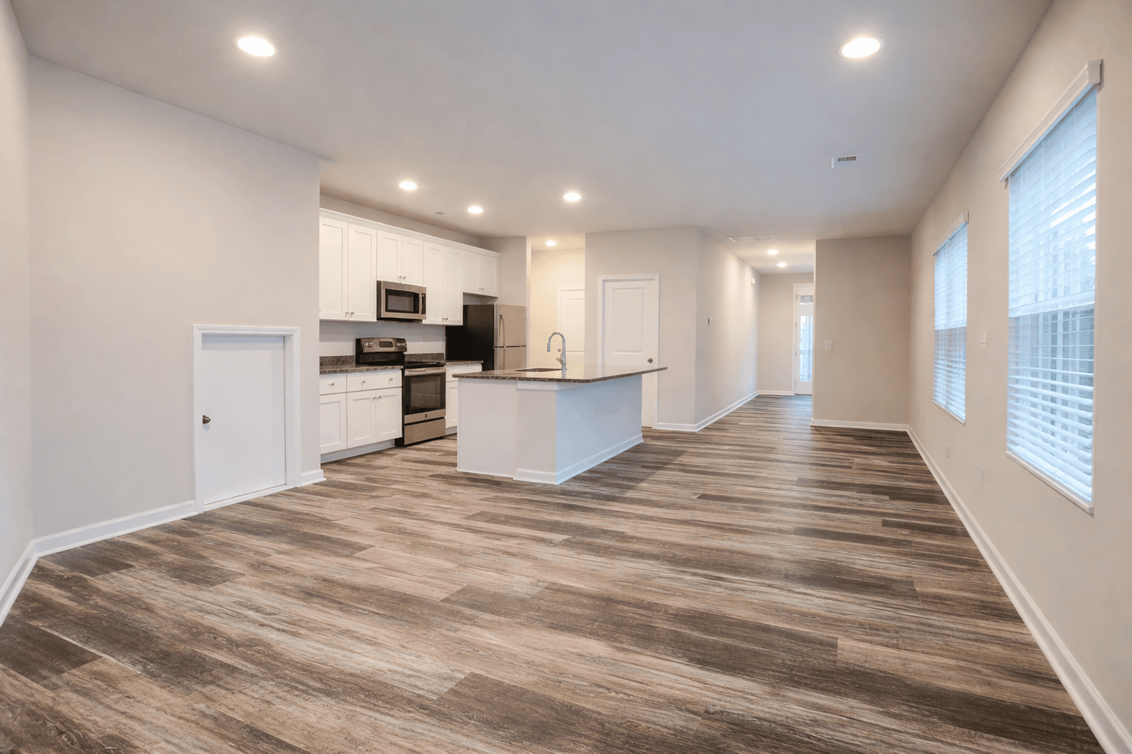 228 Hillcrest Drive, Unit A - Photo 3