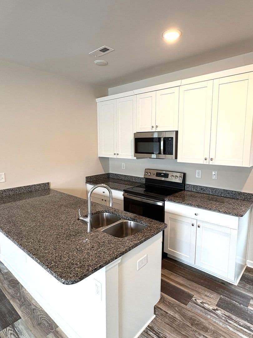 116 Dogwood Village Trail, Unit A - Photo 2