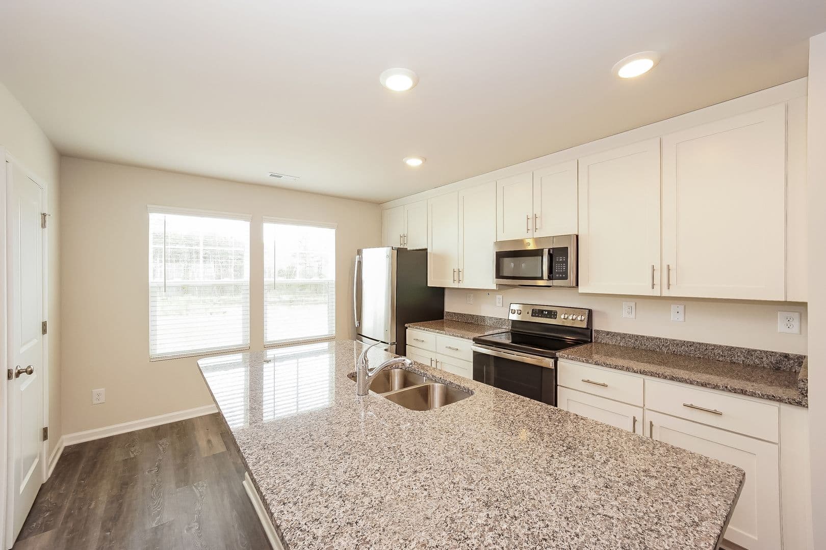 1215 Briarhill Rd, Unit C - Photo 4