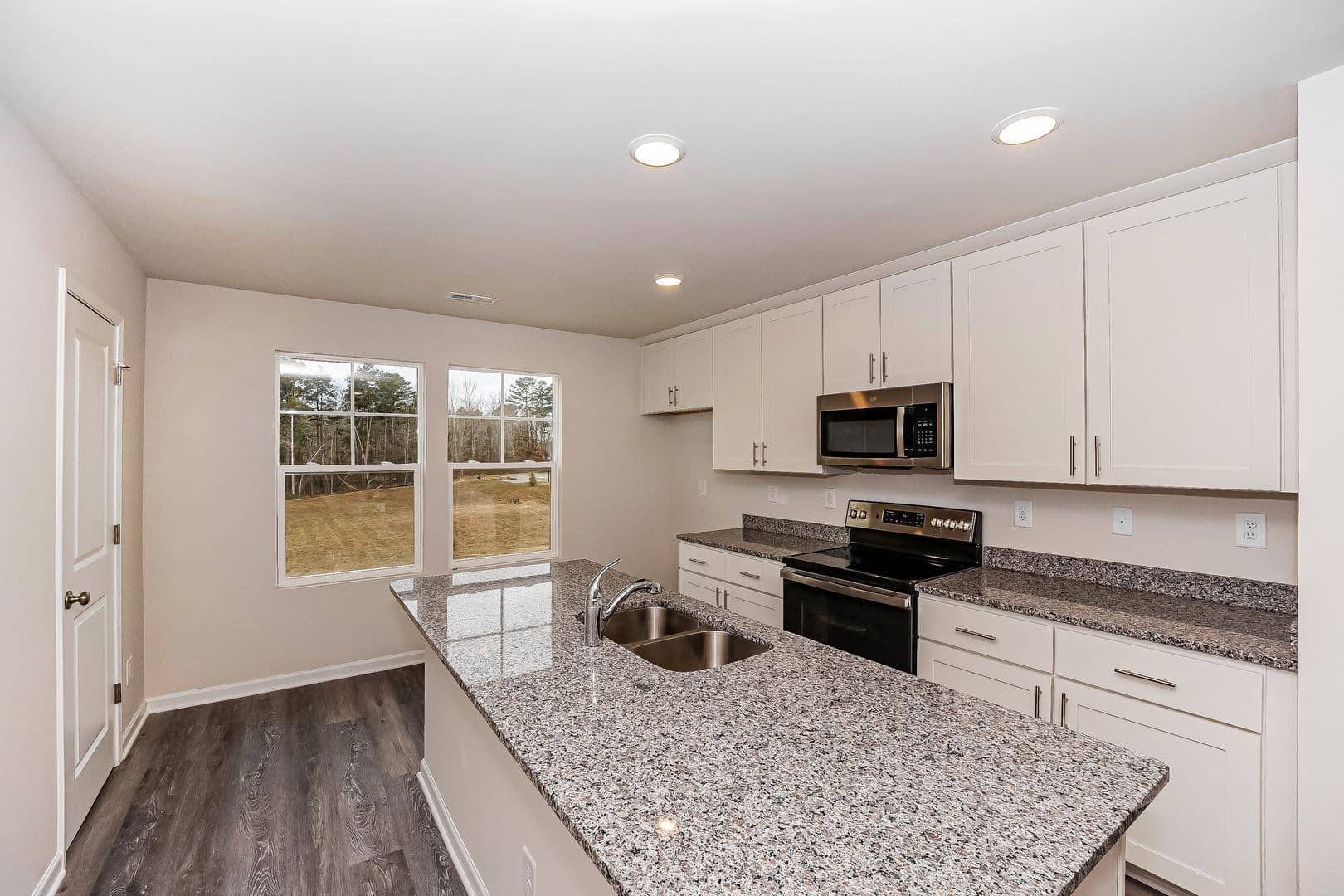 1215 Briarhill Rd, Unit B - Photo 5