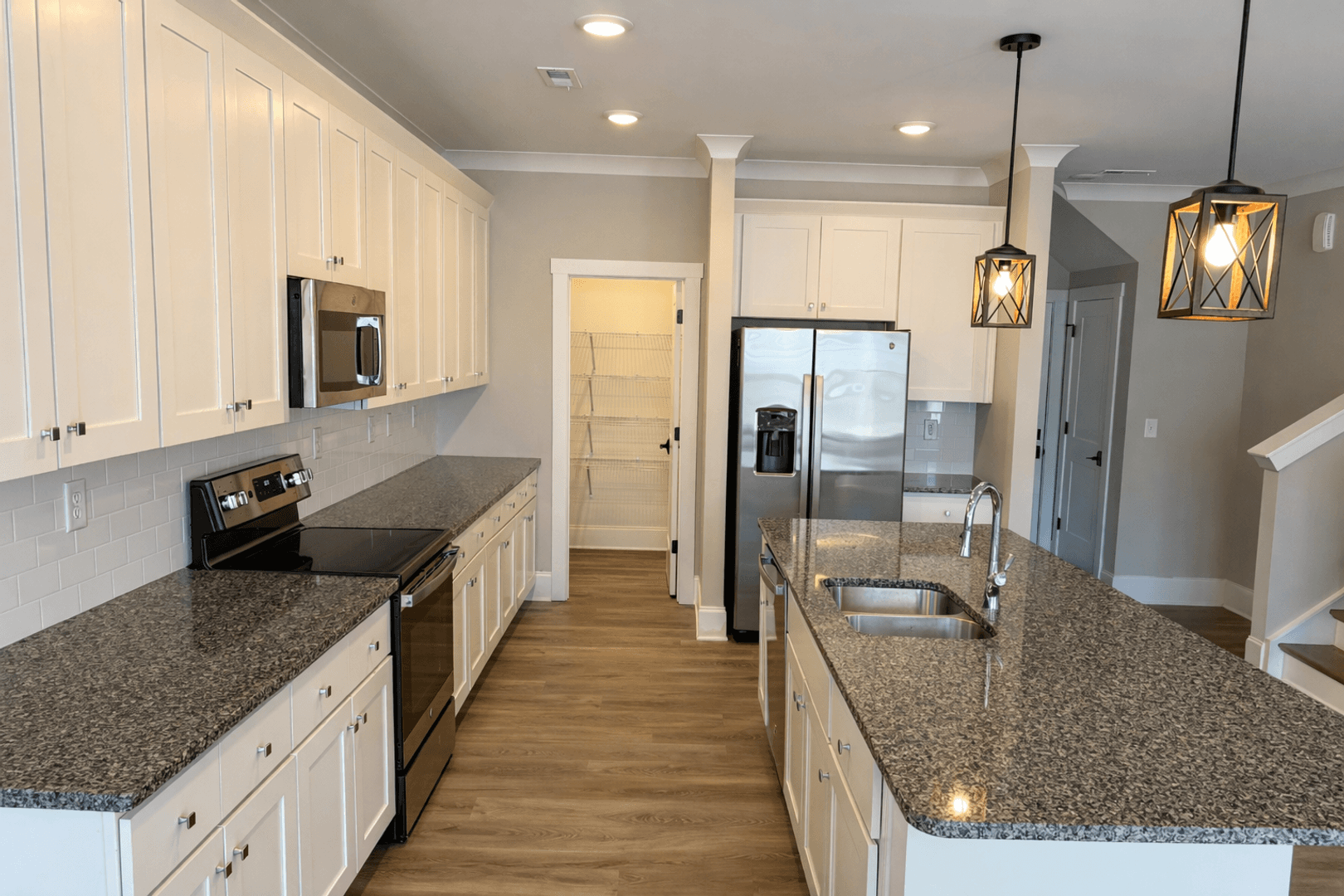 137 Carriage Club, Unit 103 - Photo 3