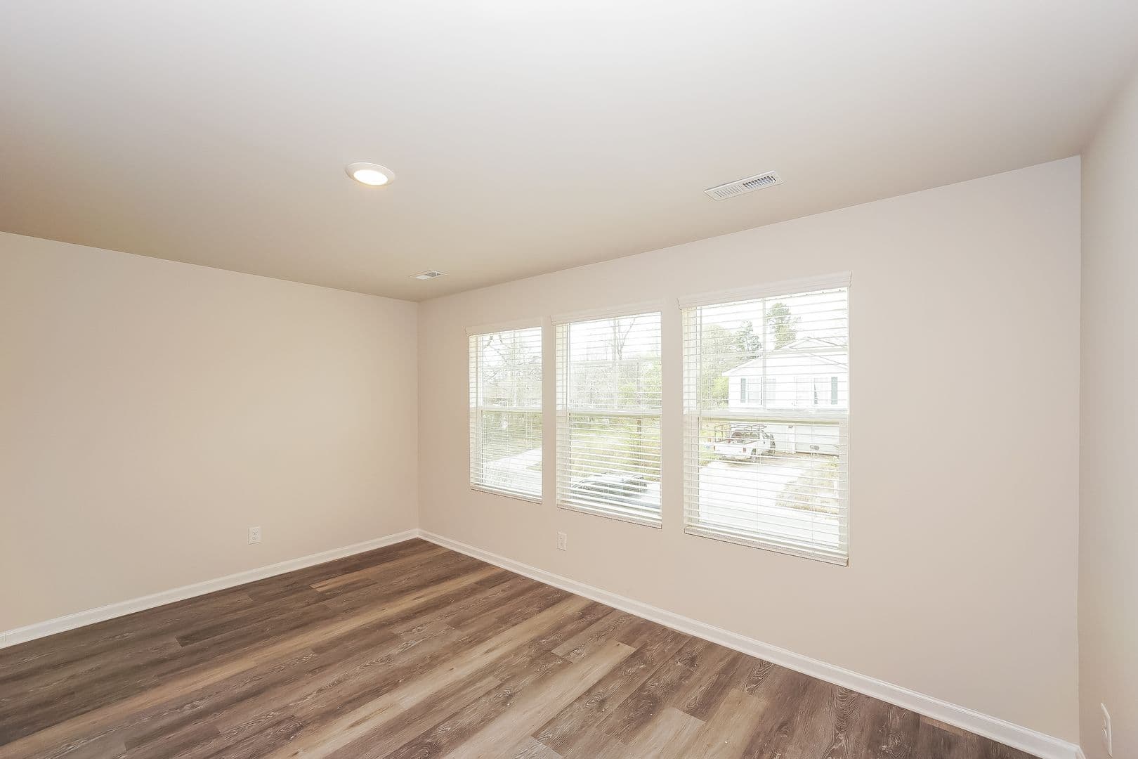 229 Kennerly Ave, Unit C - Photo 4