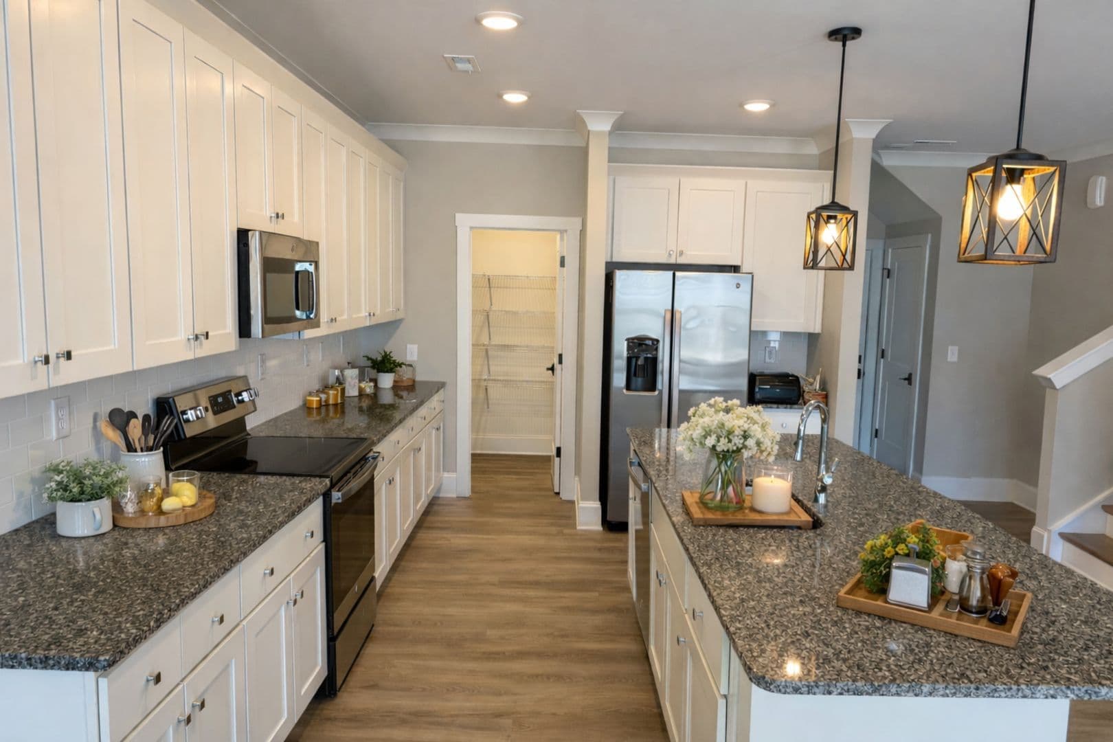 143 Carriage Club Dr, Unit 102 - Photo 2