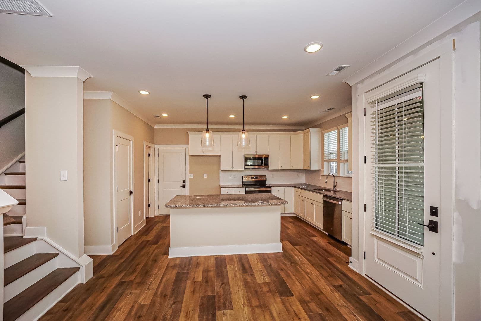 143 Carriage Club Dr, Unit 104 - Photo 4
