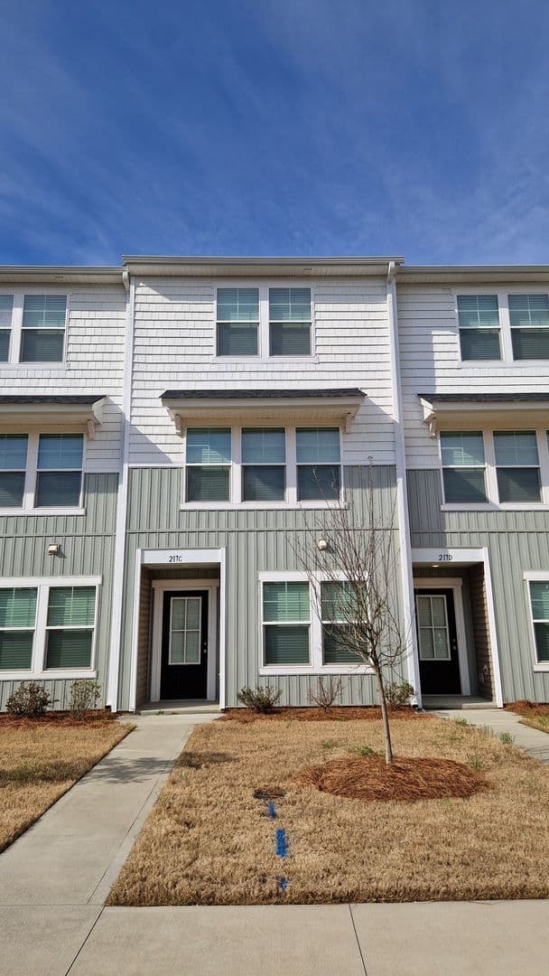 217 Kennerly Ave, Unit C - Photo 1