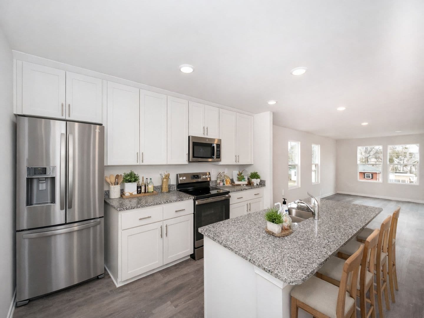 1215 Briarhill Rd, Unit B - Photo 5